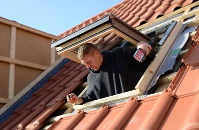 Pose de fenêtres de toit Velux à Menoux